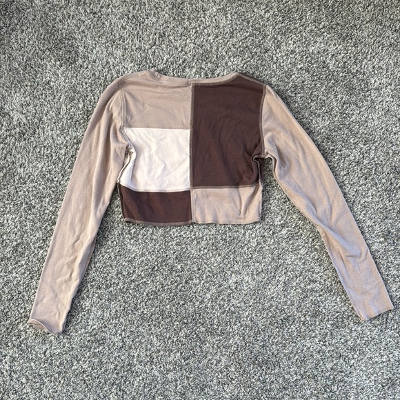 Garage Brown Block Long Sleeve Cropped Tshirt - Picture 3 of 4